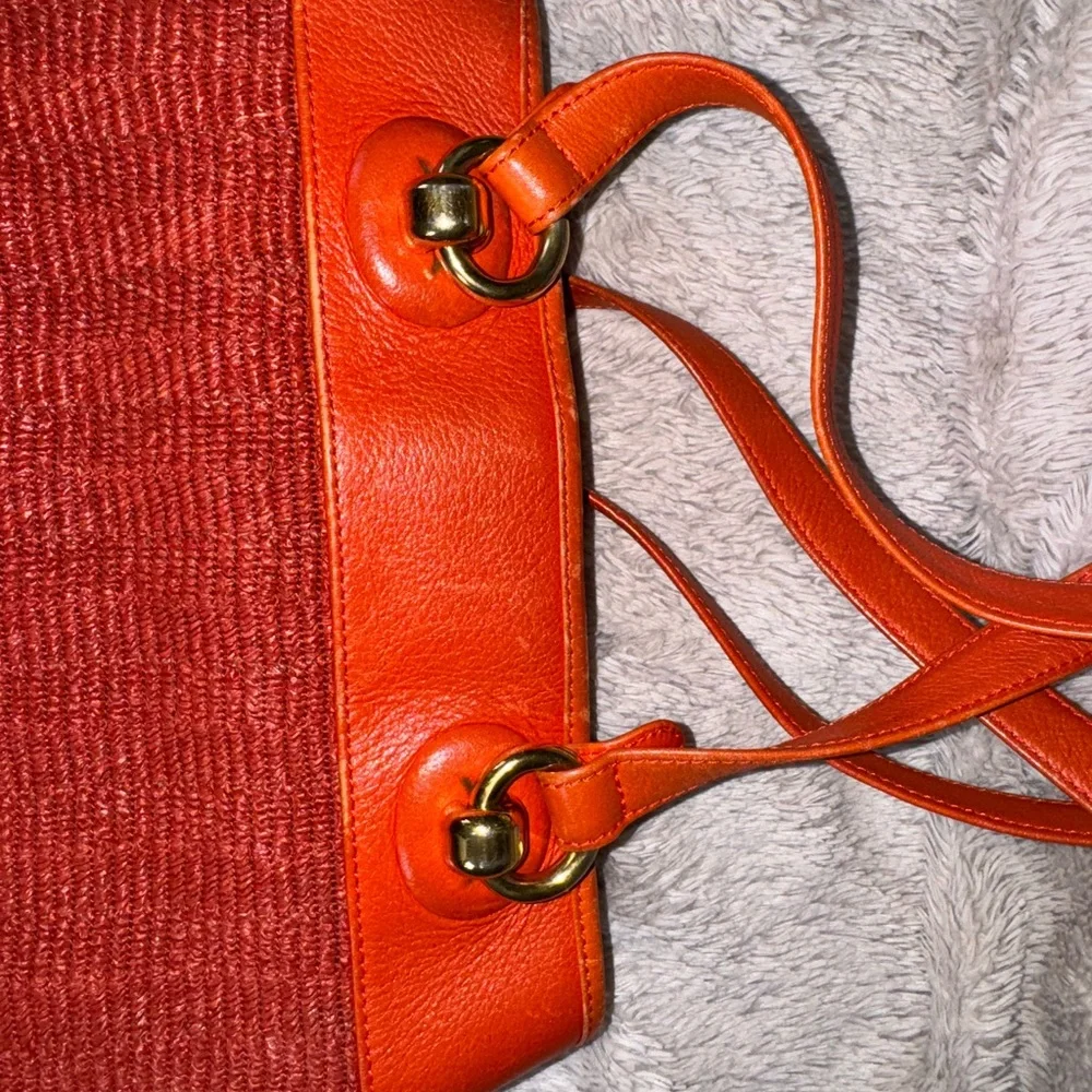 Loewe Orange Raffia Bag with Textured Design - Picture 4 of 10